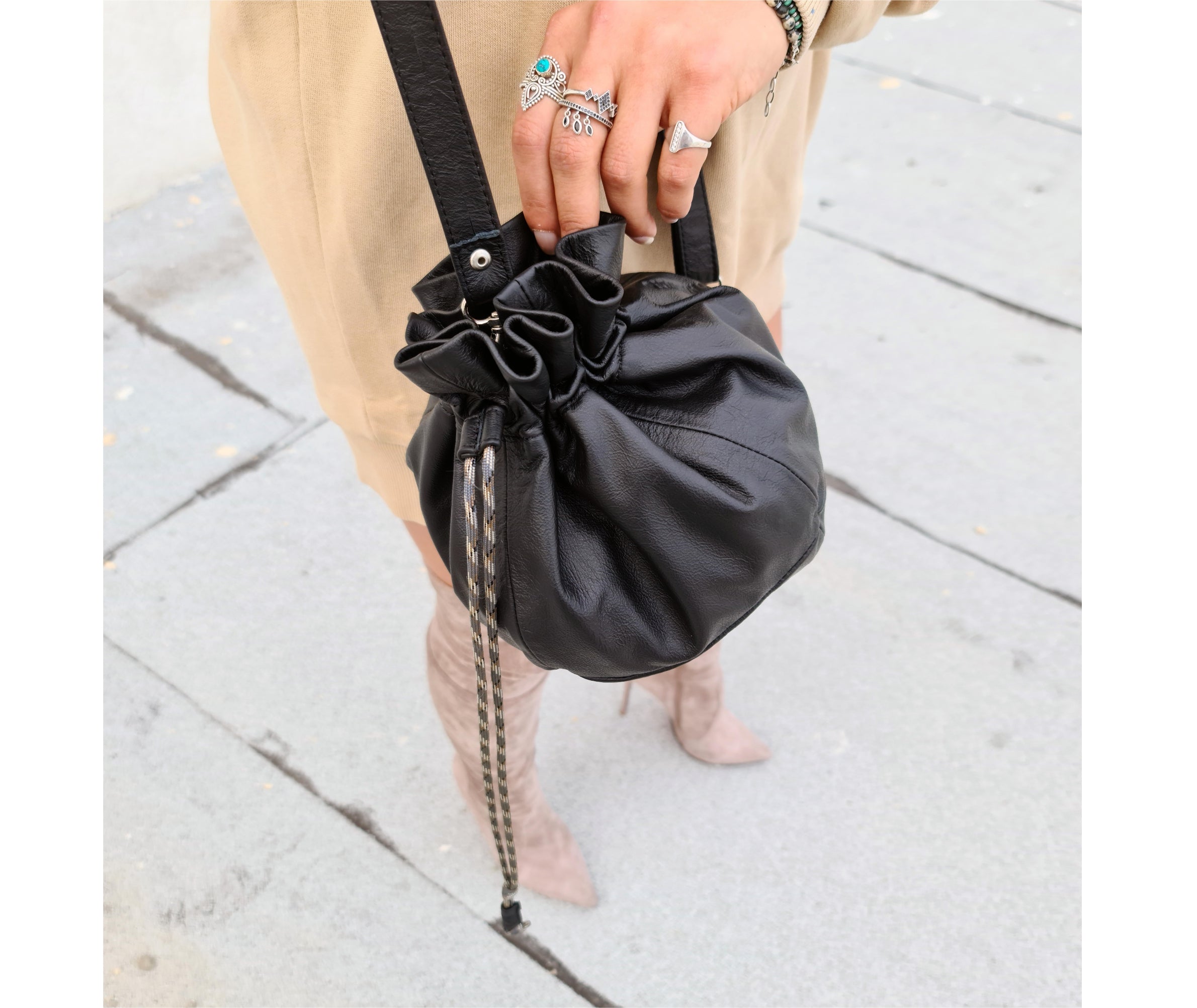 Lodis Black Leather Drawstring Bucket purse Drawstring Bucket Crossbody Bag 5L | Women main image 2