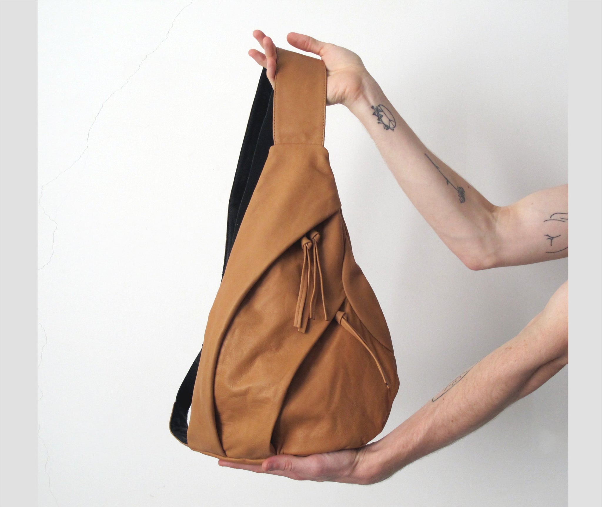 Leather Sling bag - Tan