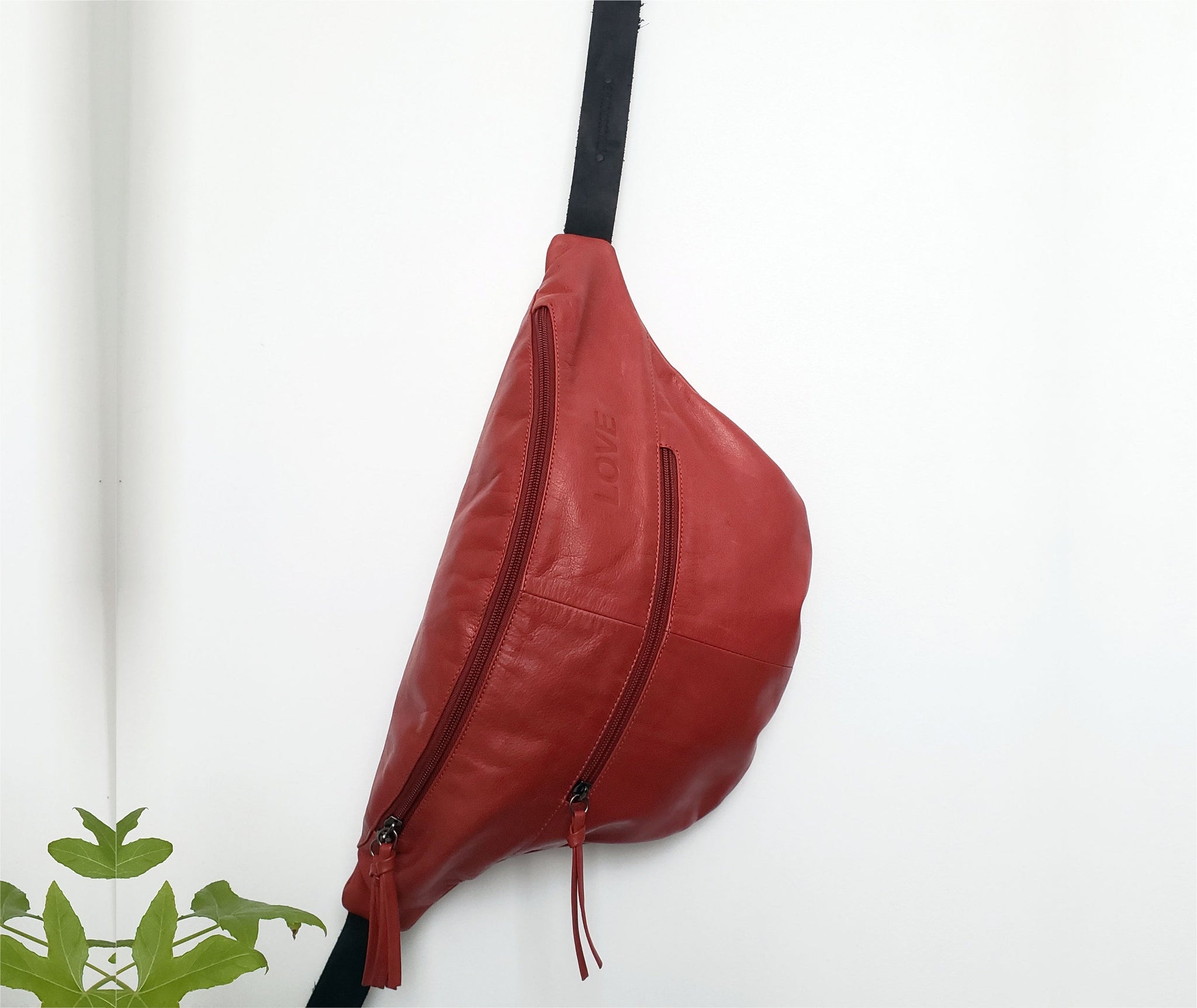 Red Leather Crossbody Bags for Women