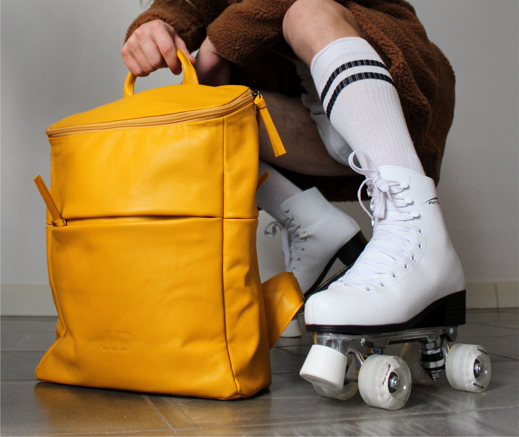 cheap yellow leather backpack Woman Lady Anne Prime Ankobags Start your urban adventure with the Mandarina Duck eco Women's leather backpack CANDI -